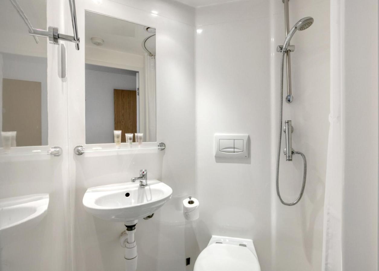 Central Single Room With Shared Kitchen In Luton Luton  Extérieur photo